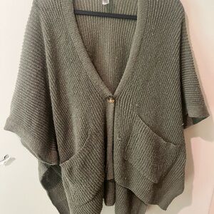 Olive green cardigan/poncho